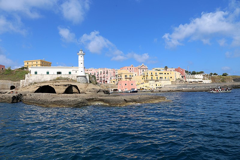 Scopri di più sull'articolo Nasce a Ventotene la Scuola d’Europa